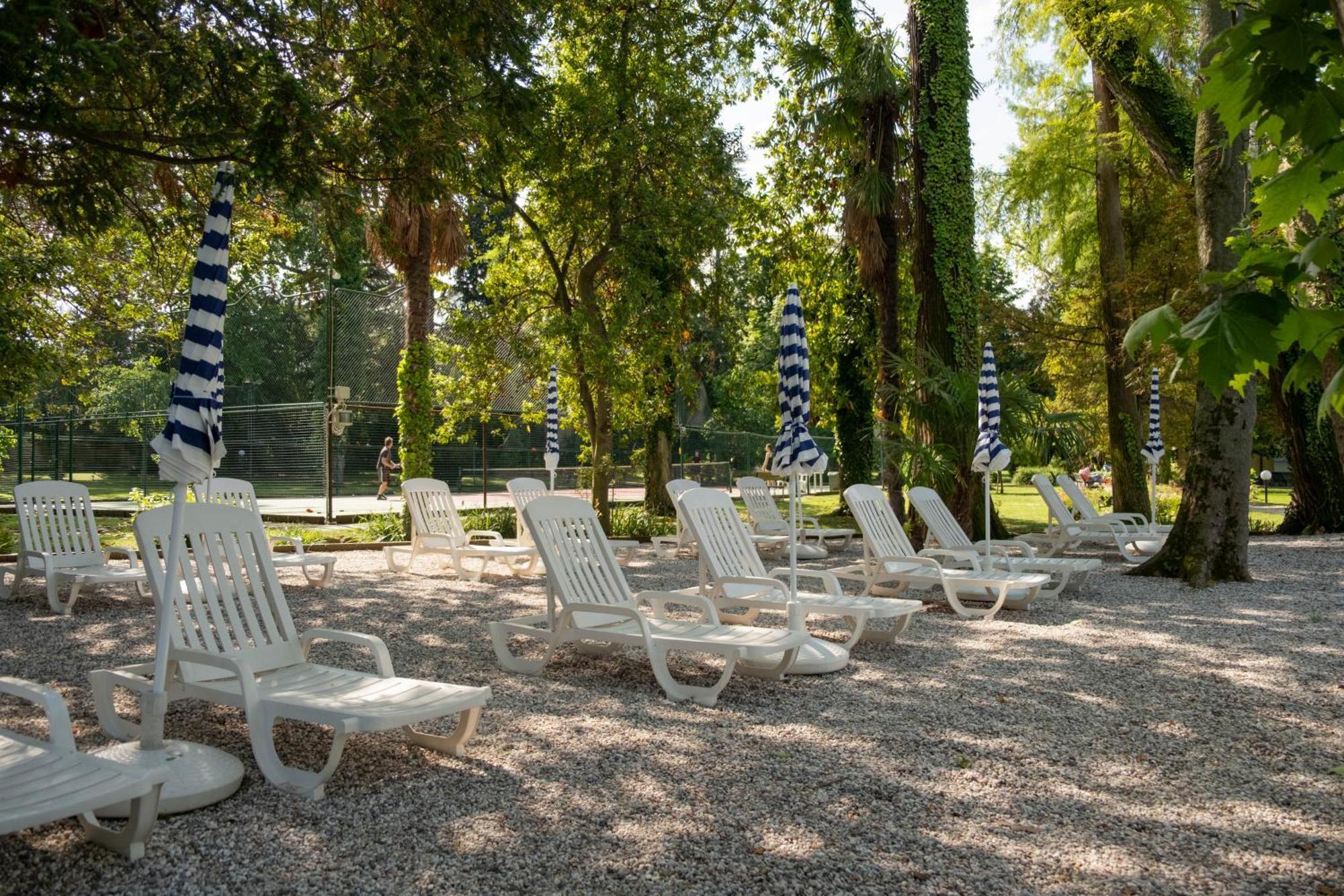Hotel Vela D'Oro Dependence Bardolino Exterior foto