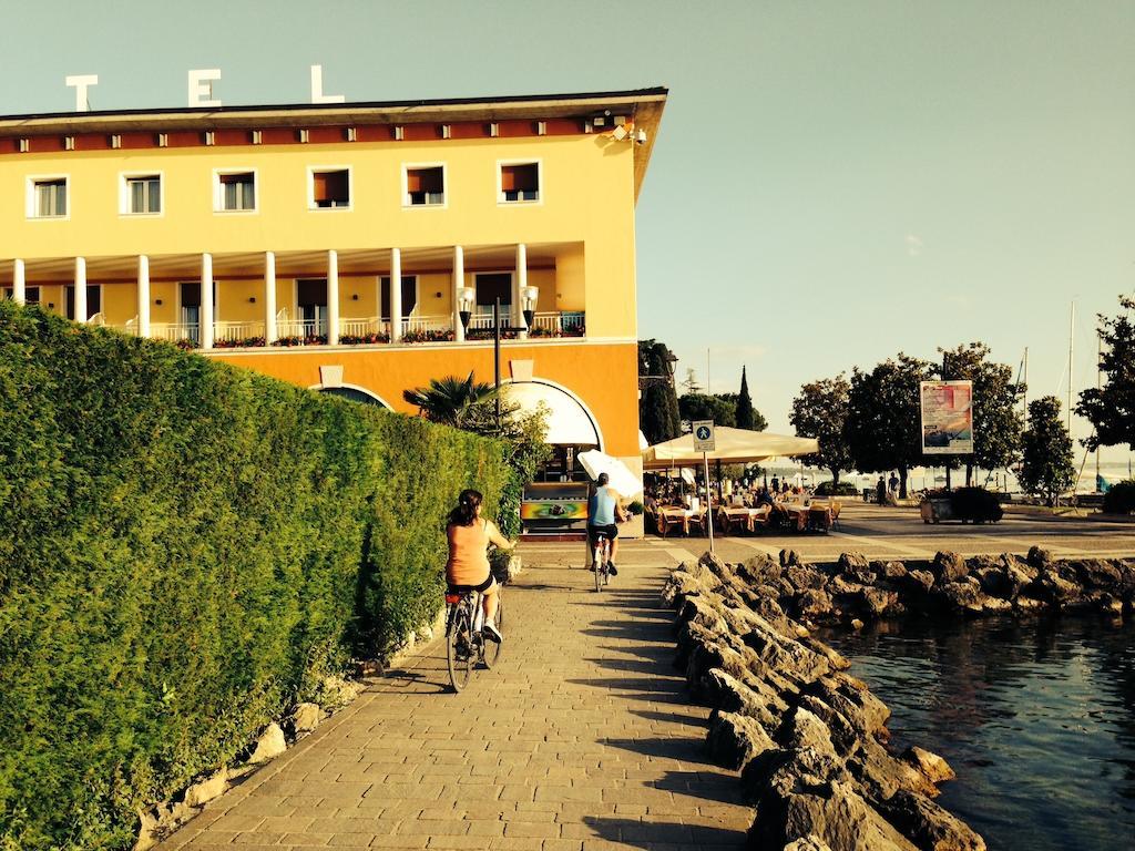 Hotel Vela D'Oro Dependence Bardolino Exterior foto